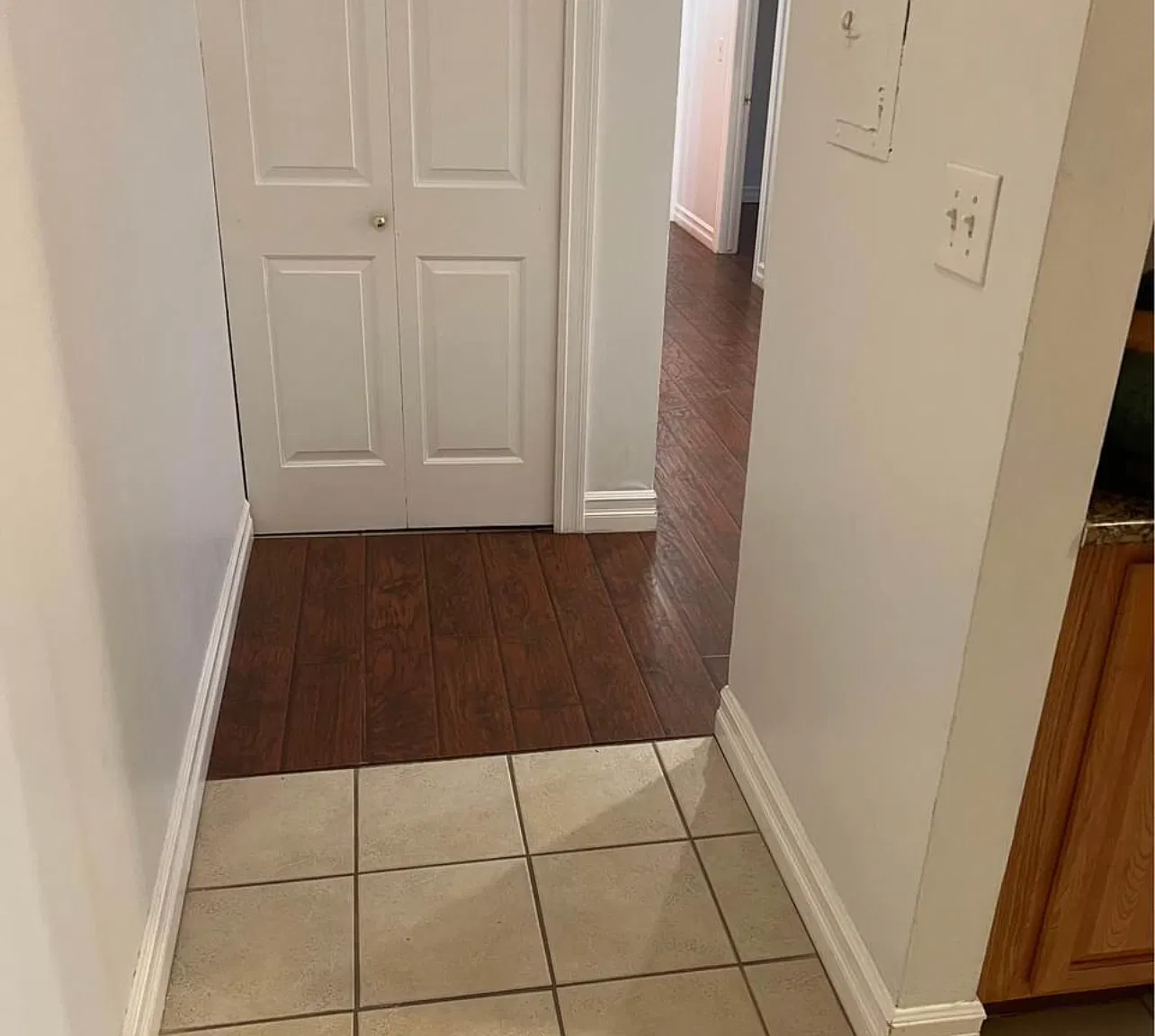 2 bed, 1.5 bath, 923 sqft, $1,400 — Photo 1