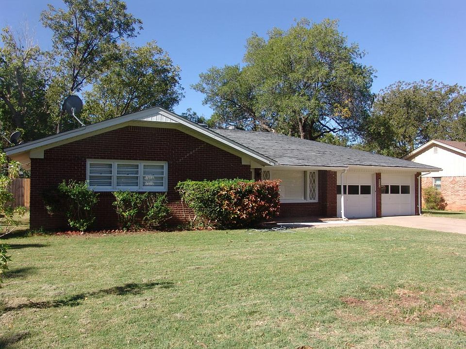 1st image of 2132 Crescent Dr
