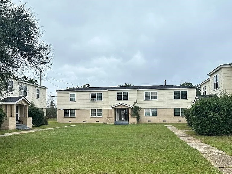 901 E Lion Dr #904C — Photo 3