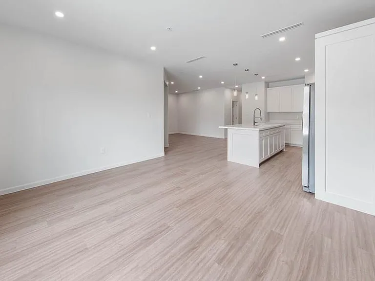 165 W Ruben M Torres Blvd — Photo 13