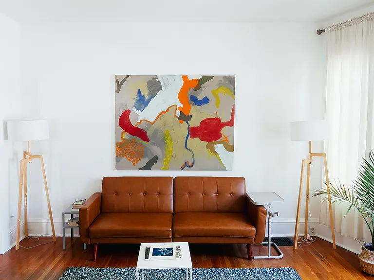674 E 5th Ave — Photo 1