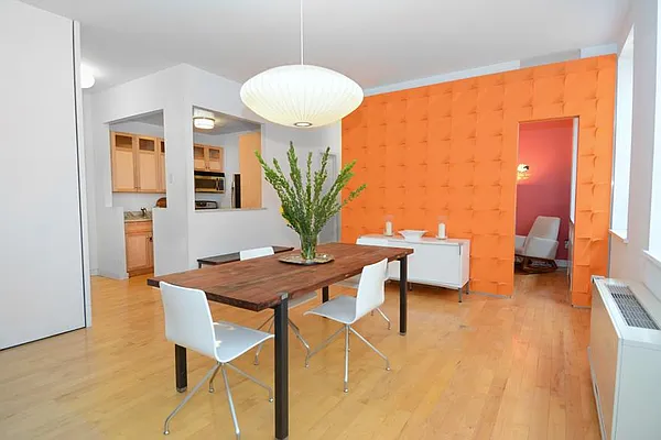 Sold by Brooklyn Bridge | media 2