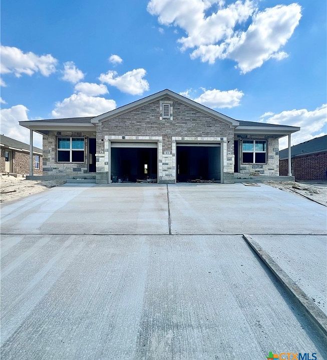 1st image of 113 Dolphin Dr