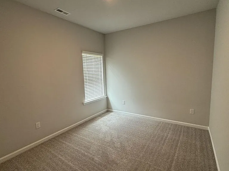 318 Cornstalk Cir — Photo 25