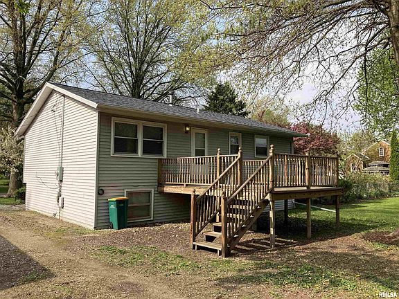 5th image of 987 Greenleaf St