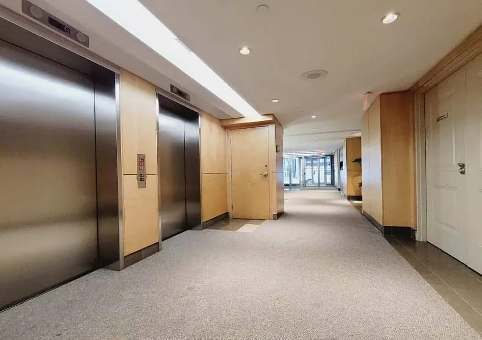 1 bed, 1000 sqft, $1,600 — Photo 2