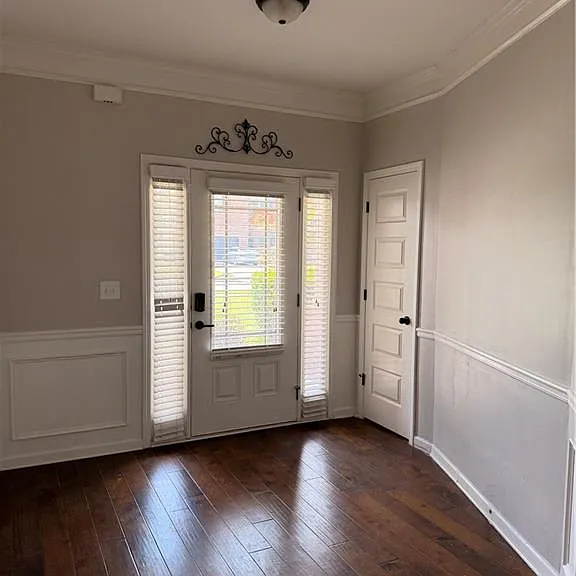 559 Madison Park Dr — Photo 5