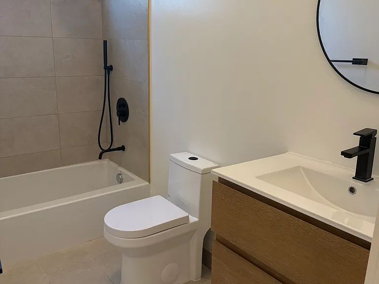 46 N Hamilton St #6 — Photo 22