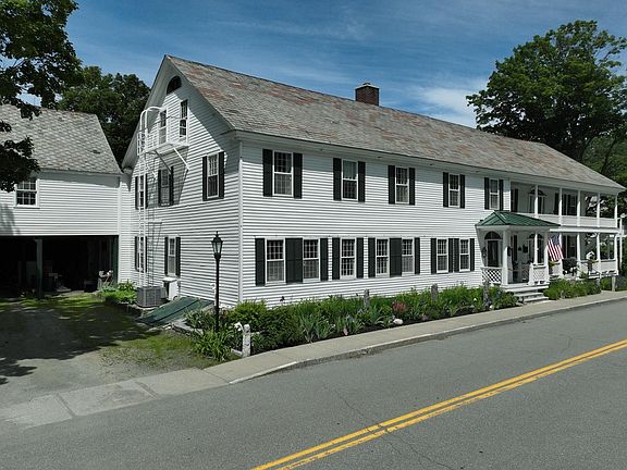 3rd image of 4 Court Street