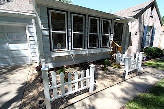 4th image of 2625 Mulberry St