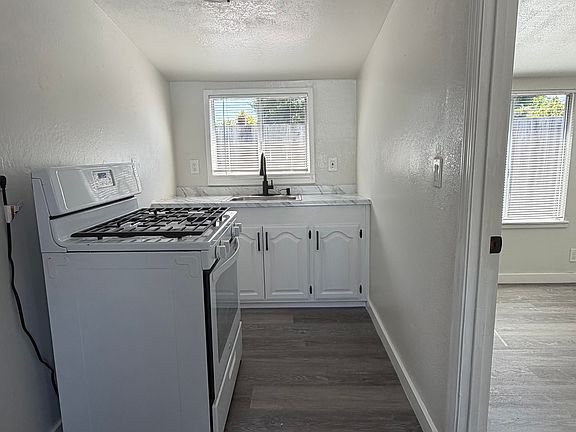 4th image of 181-189 Medford Ave #183