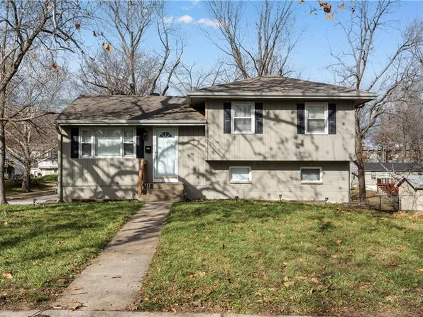 8100 NE 50th St, Kansas City, MO 64119