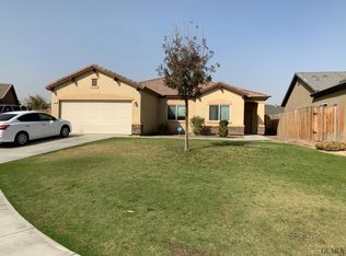208 Thunder Gulch Dr, Bakersfield, CA 93307