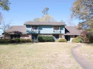 2417 Country Club Dr, Orange, TX 77630