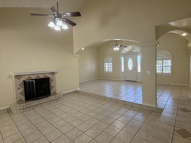 12000 Ivory Gate Way — Photo 20