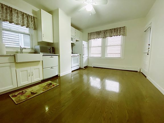 5th image of 451 E 7th St #1