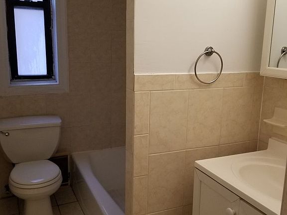 4th image of 4307 42nd St APT 3H