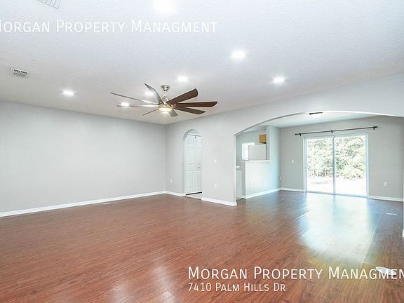 3rd image of 7410 Palm Hills Dr