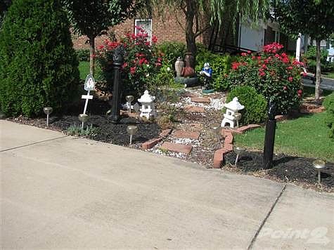 3rd image of 225 Vicksburg Dr