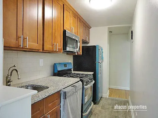 Rented by Abacus Properties | media 17