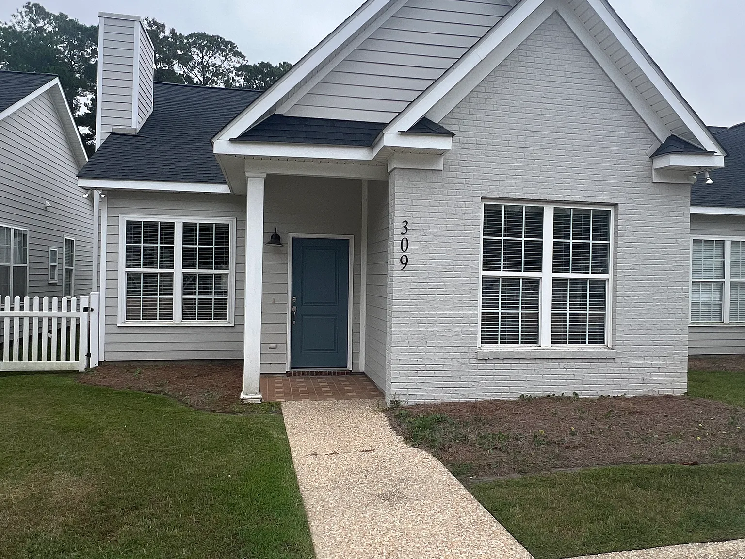 3 bed, 1162 sqft, $1,995 — Photo 1