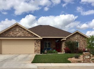 1310 Bellaire Dr, Andrews, TX 79714