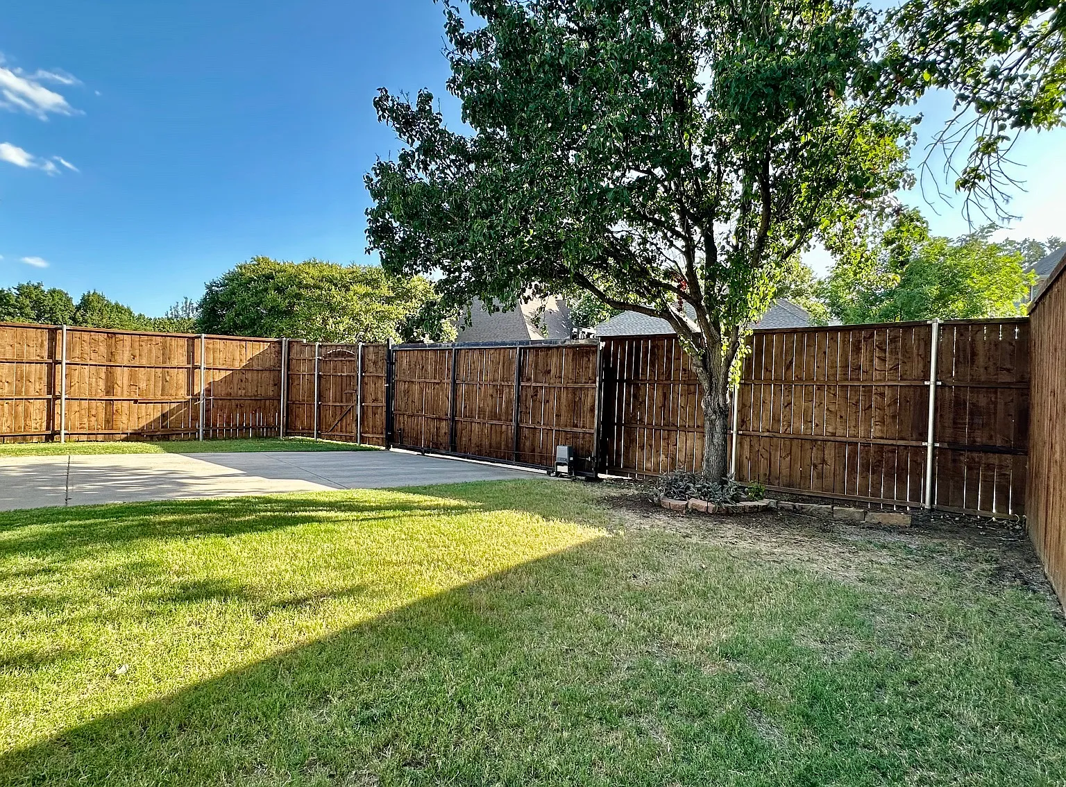 3 bed, 1730 sqft, $2,800 — Photo 2