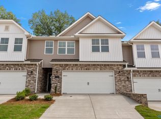 1721 Stampede Cir, Huntsville, AL 35803