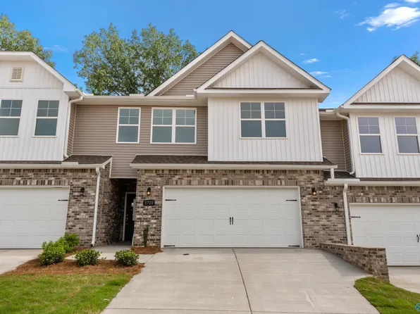 1721 Stampede Cir, Huntsville, AL 35803