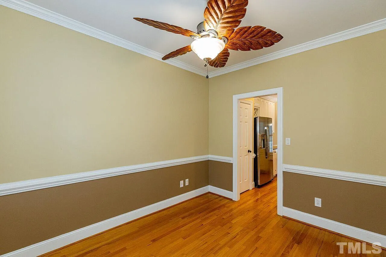 3 bed, 2.5 bath, 2063 sqft, $2,700 — Photo 3