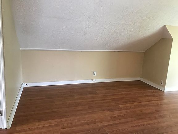 3rd image of 2049 Alta Ave Unit 3