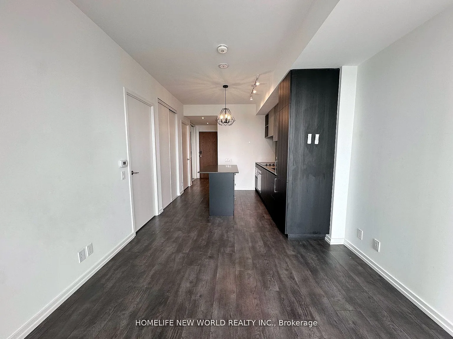 2 bed, $2,400 — Photo 4