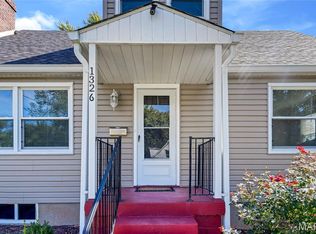 1326 Leroy Ave, Saint Louis, MO 63133