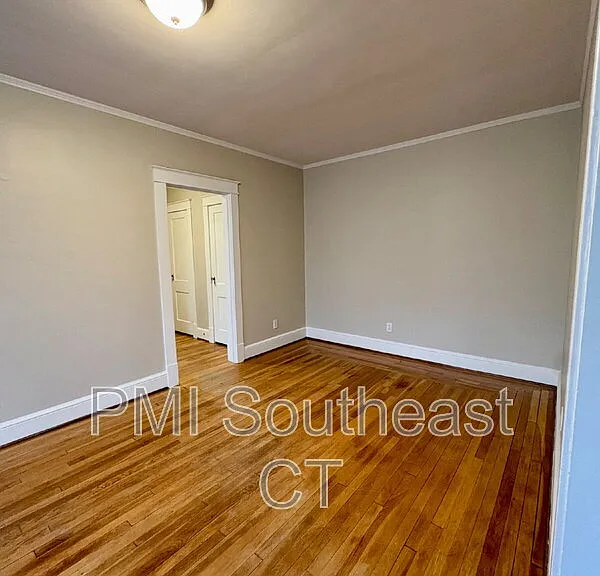 640 Williams St #1S — Photo 4