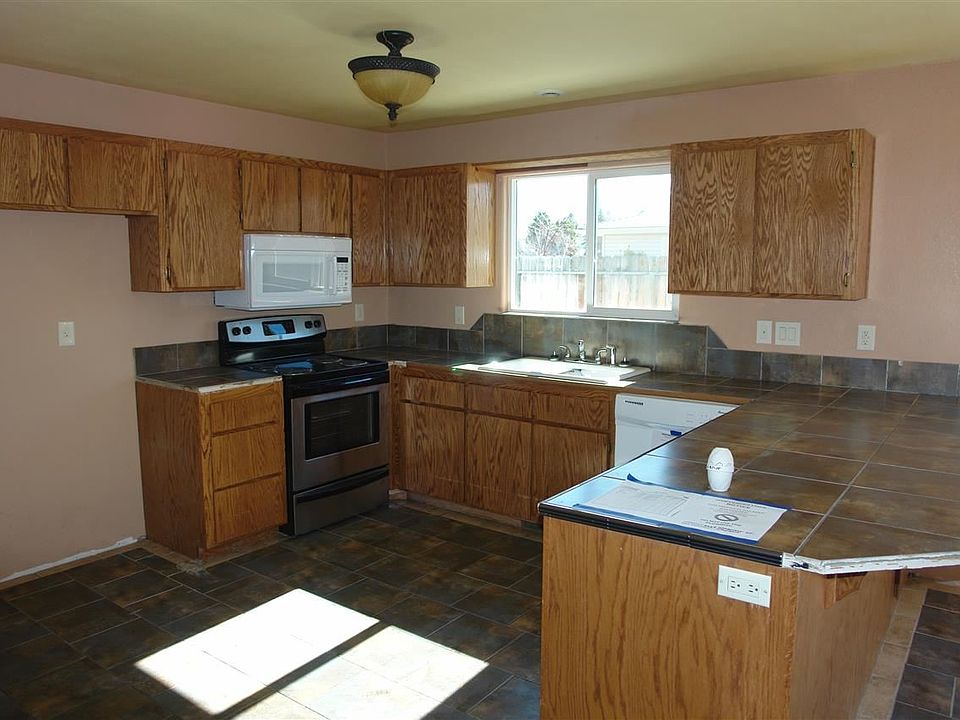 1st image of 2268 Woodcrest Ln