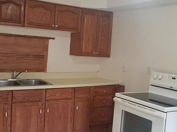4th image of 1152 E McKinley Ave