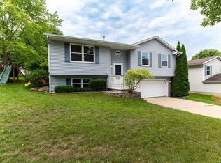 6217 Tiller Trl, Madison, WI 53719