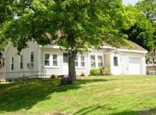 401 Park St, Gardner, MA 01440