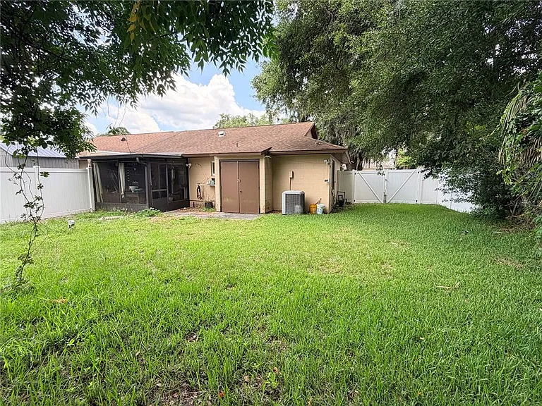 12327 Coral Reef Dr — Photo 12