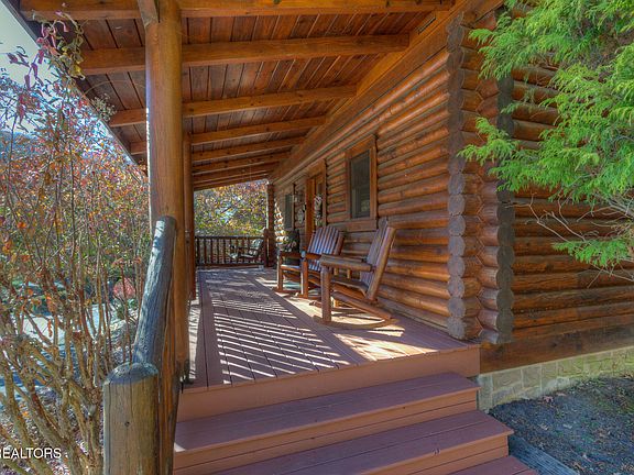 2nd image of 3139 Smoky Ridge Way