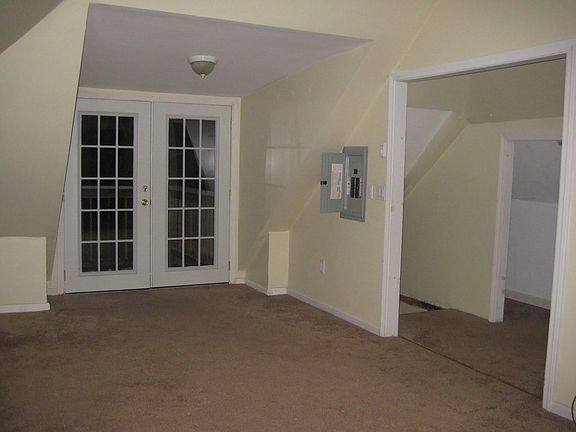 4th image of 67 Cranch St #3