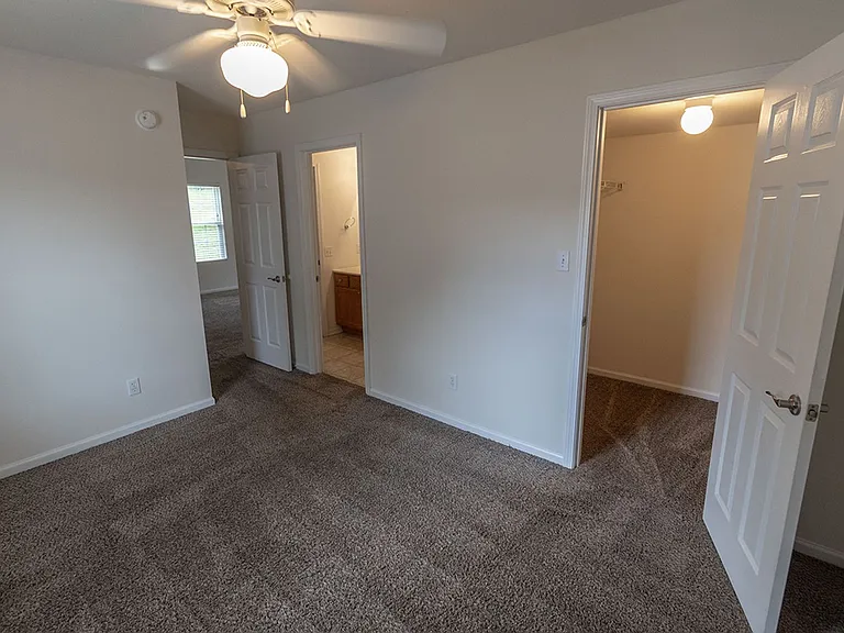 3306 Saint Charles Rd — Photo 12