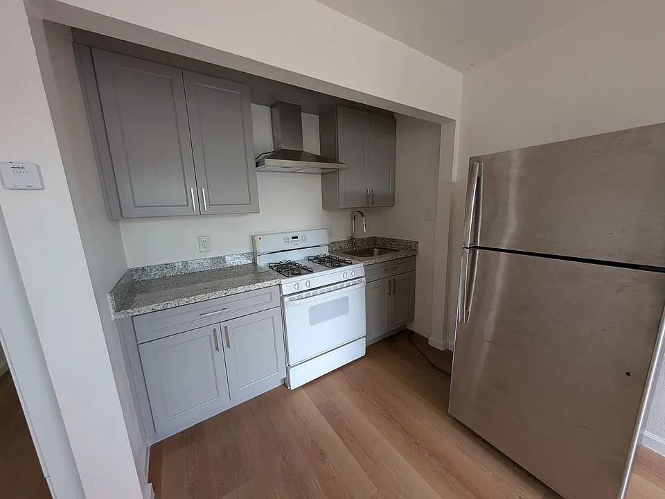1213 San Pablo Ave #104