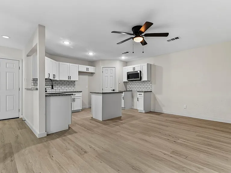 13414 Ravensway Dr — Photo 6