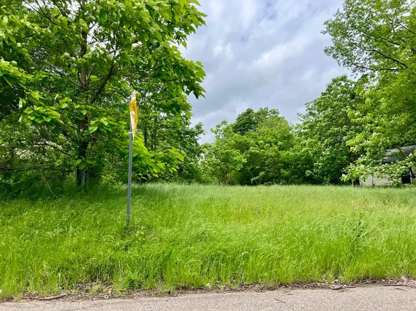 525 10th St NW, Paris, TX 75460