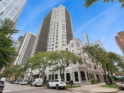 33 W Delaware Pl APT 15G, Chicago, IL, 60610