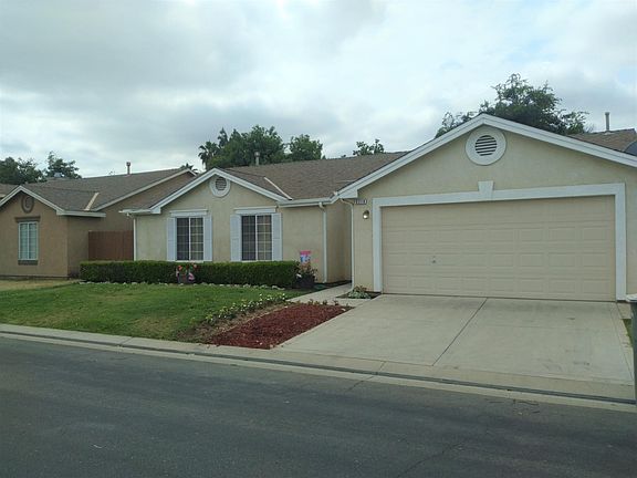 3rd image of 5218 E Harvest Ln