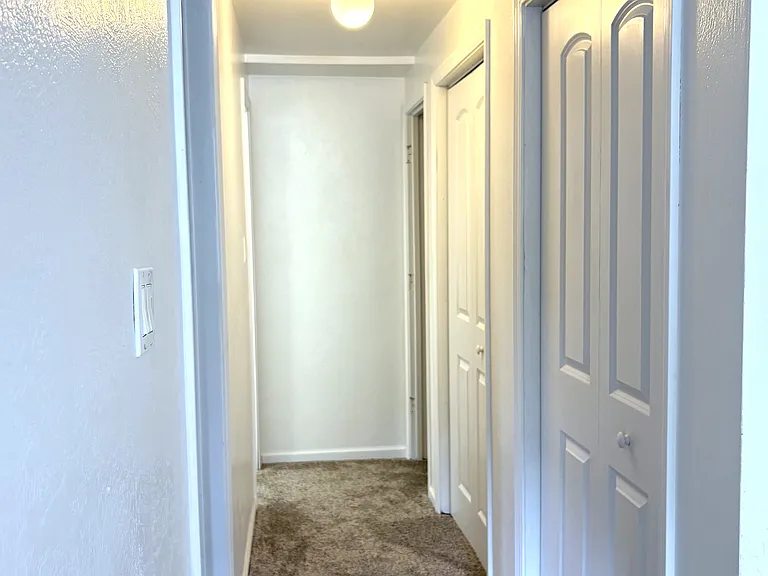 100 Bowman St #102 — Photo 6