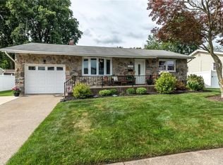 1960 Kensington Rd, Bethlehem, PA 18018