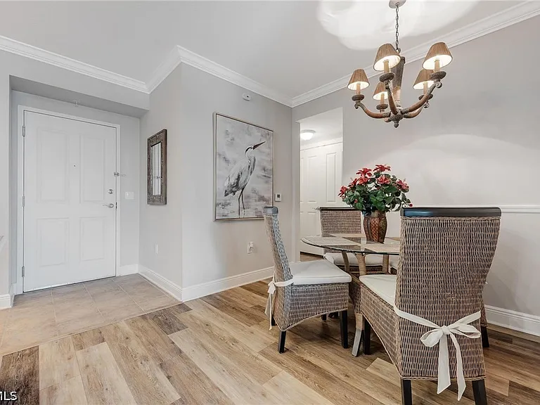 2825 Palm Beach Blvd #210 — Photo 8